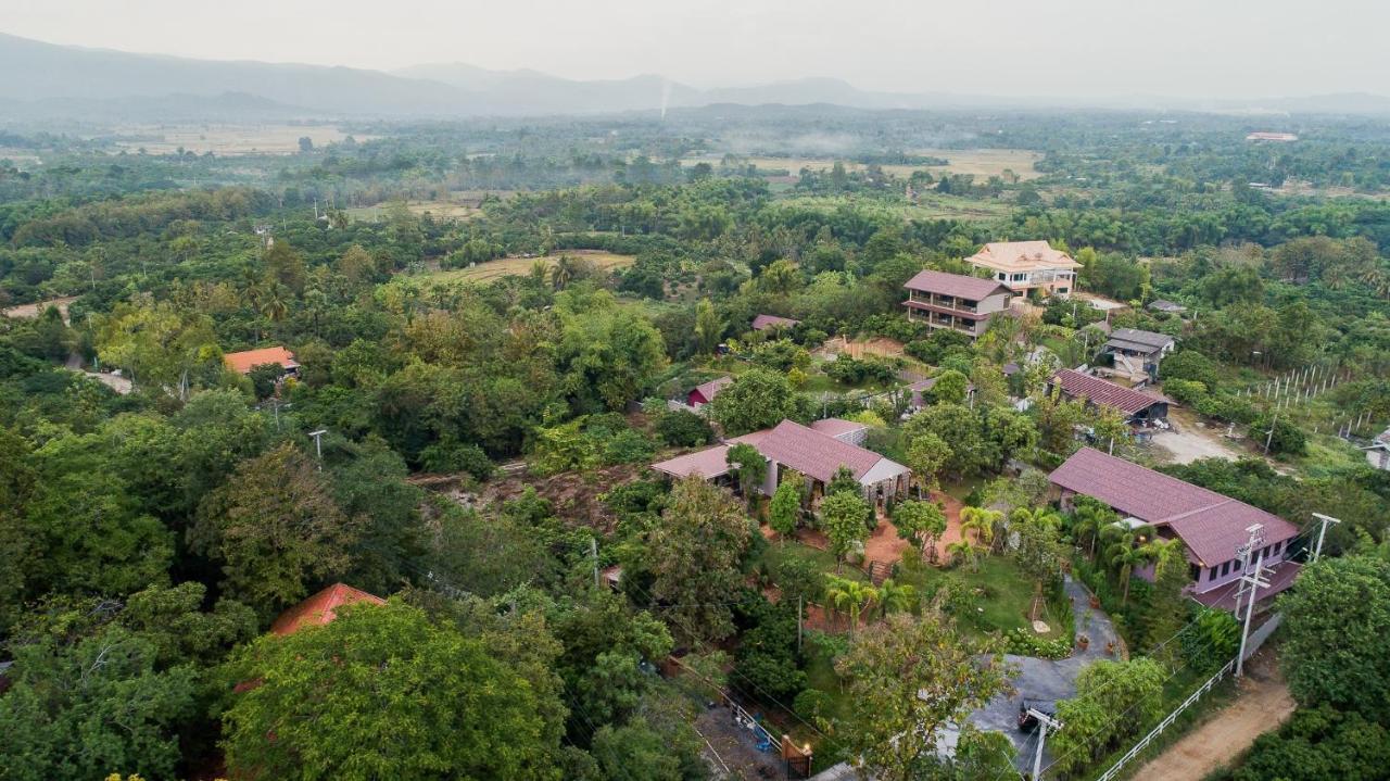 Thanburi Resort Chom Thong Bagian luar foto