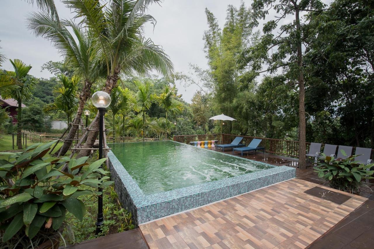 Thanburi Resort Chom Thong Bagian luar foto