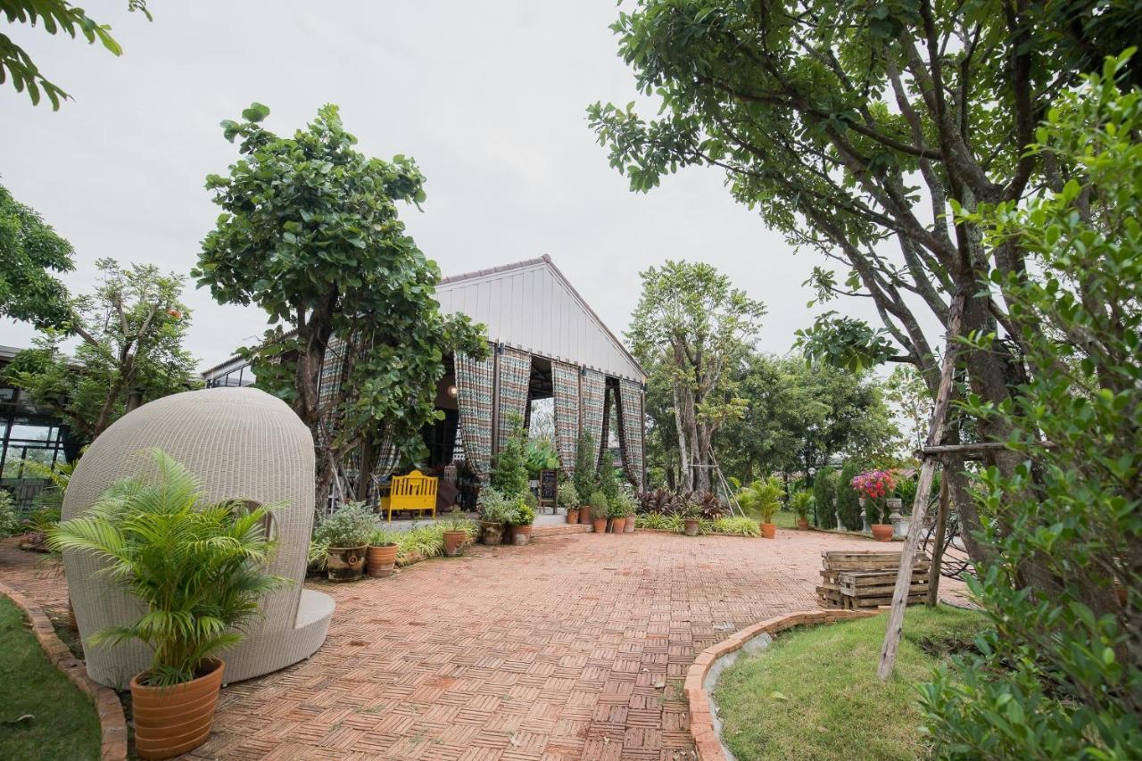 Thanburi Resort Chom Thong Bagian luar foto