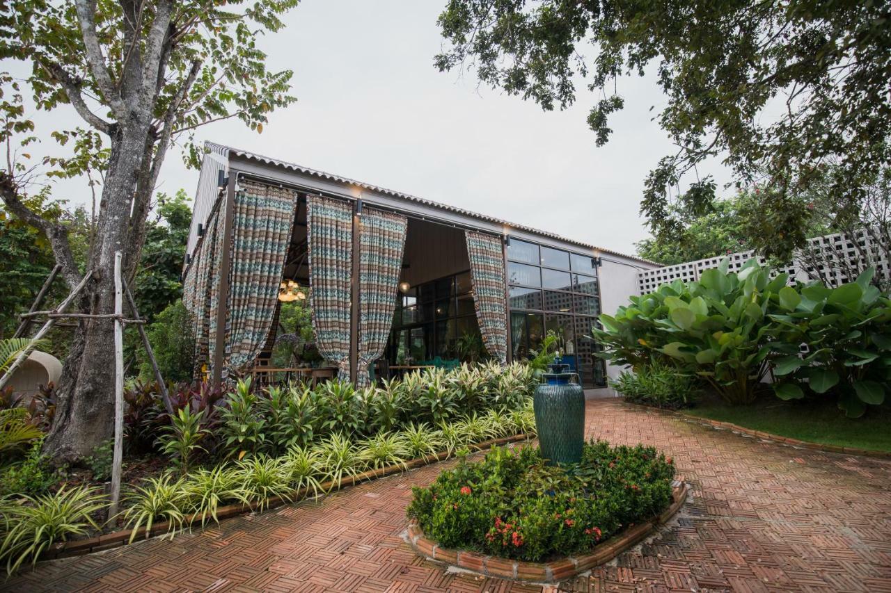Thanburi Resort Chom Thong Bagian luar foto