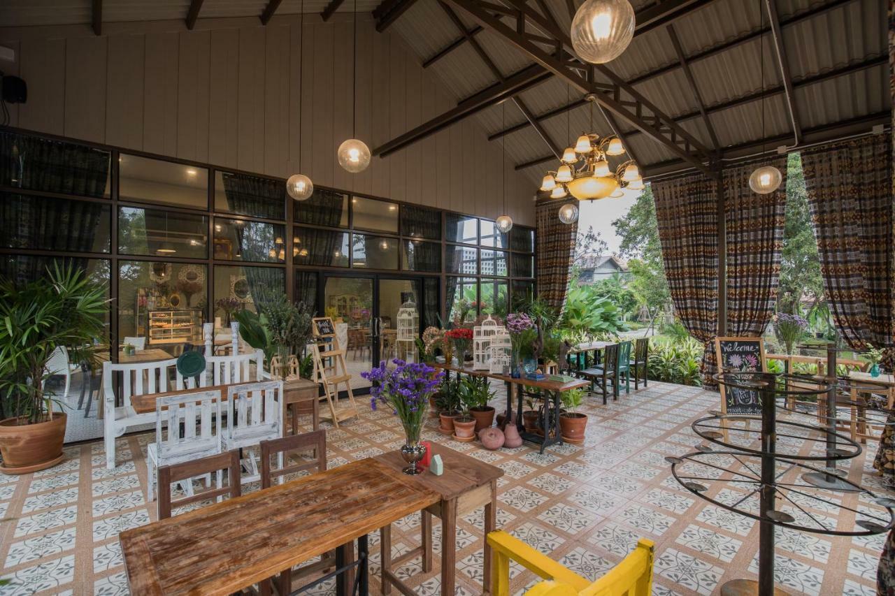 Thanburi Resort Chom Thong Bagian luar foto