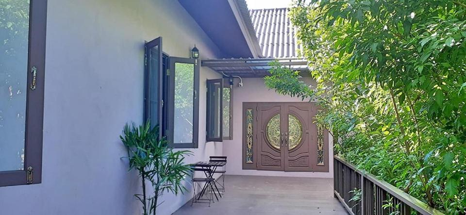 Thanburi Resort Chom Thong Bagian luar foto